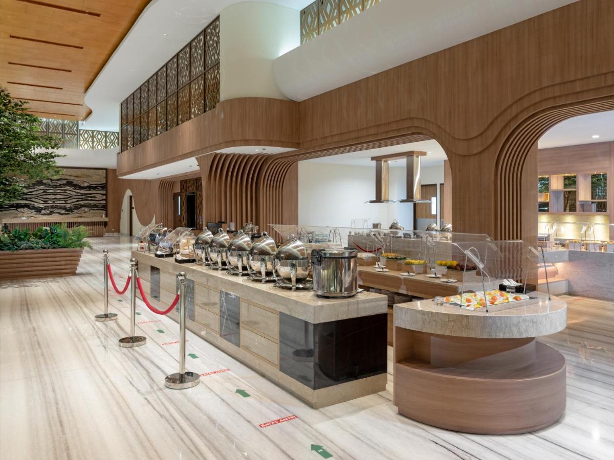 Hotel Santika Bukittinggi Eksteriør bilde
